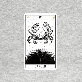 Cancer Distressed Goth Tarot Zodiac Sign T-Shirt